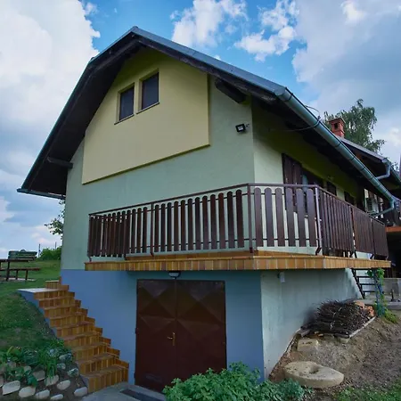 Holiday House *